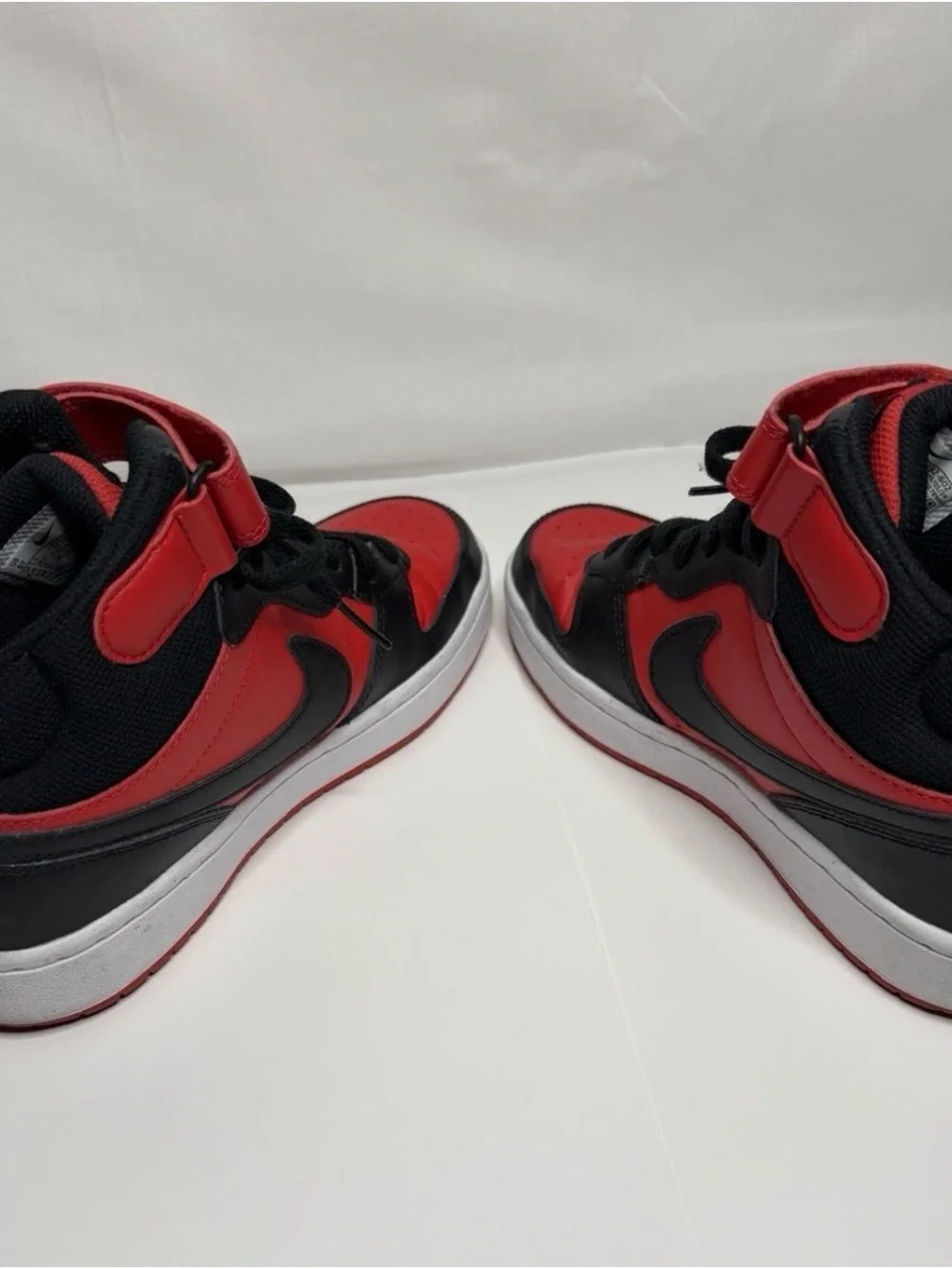 Nike bold red